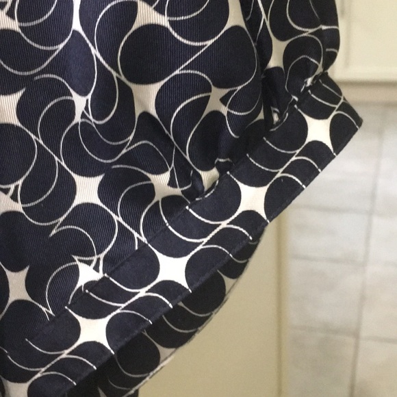 ANN Taylor Ladies Blouse navy and white SILK - Picture 5 of 6